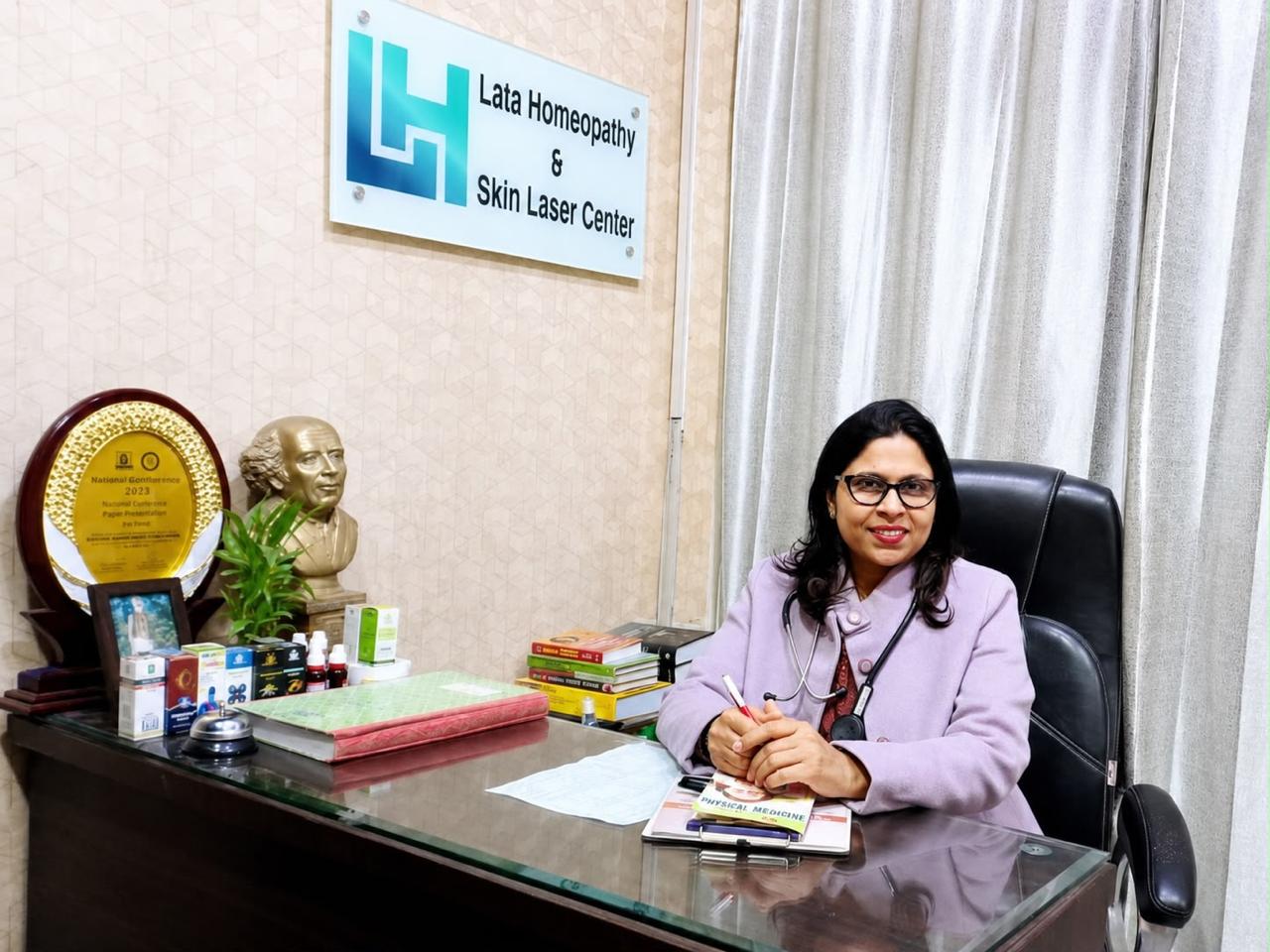 Dr. Swarnlata in clinic